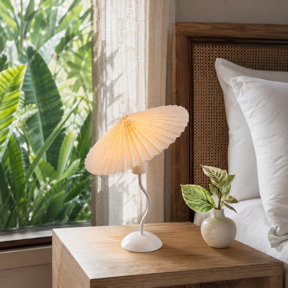 Piairie Table Lamp - White