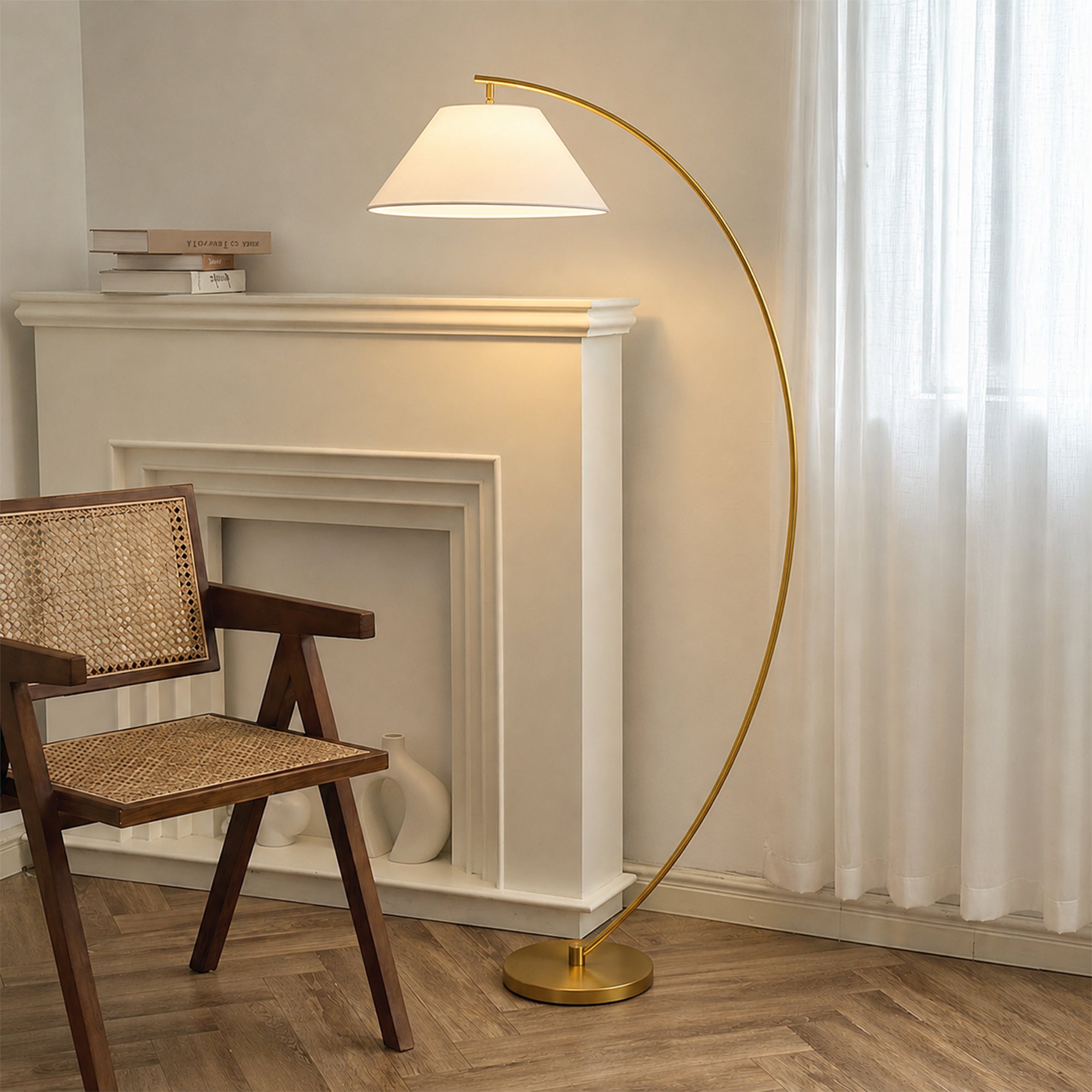 Remi Floor Lamp - Brass