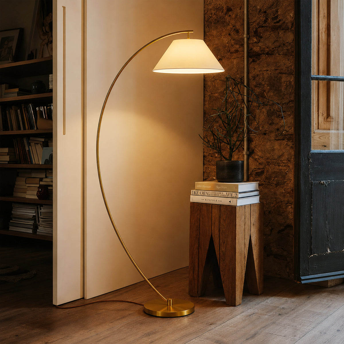Remi Floor Lamp - Brass