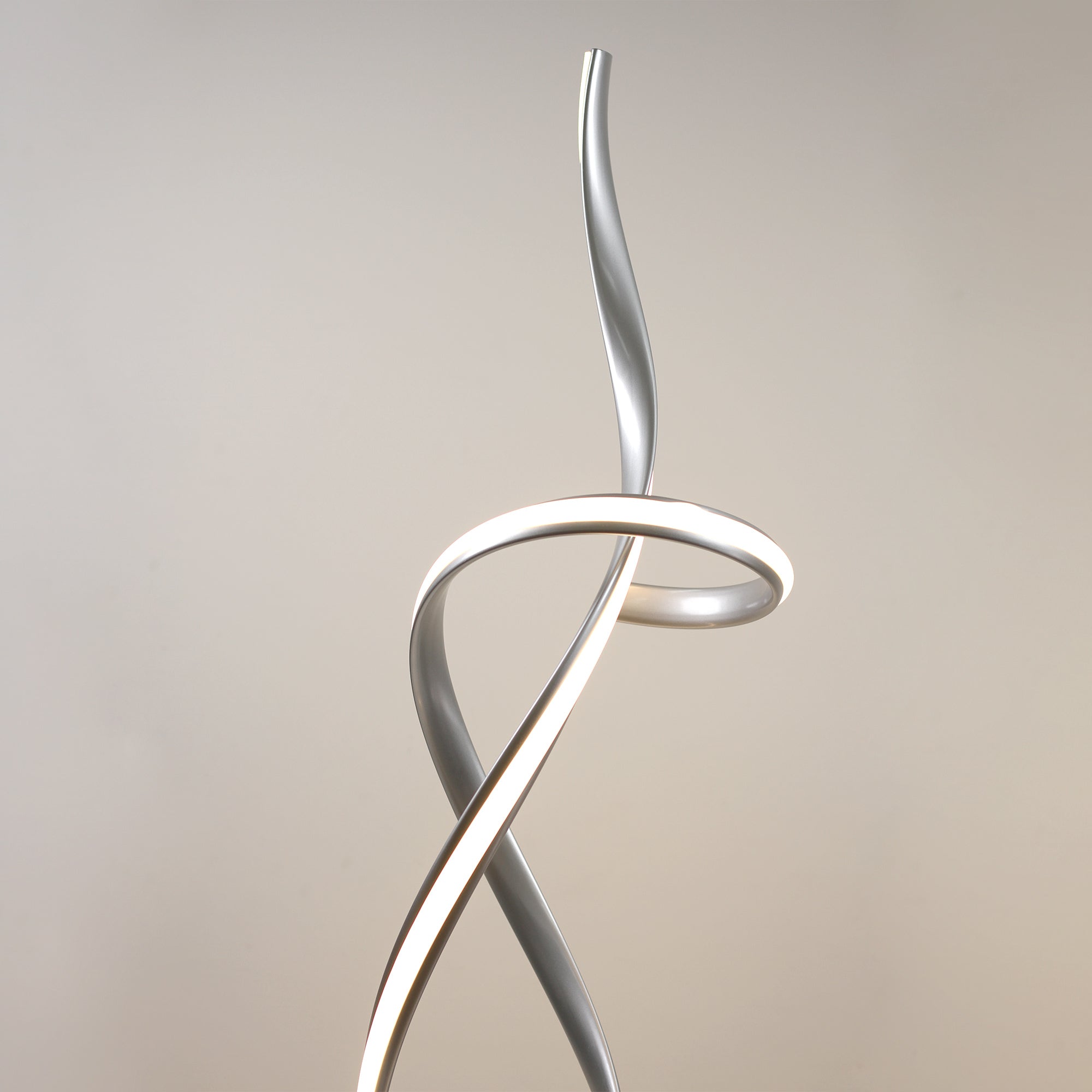Ainhoa LED Floor Lamp - Satin Chrome
