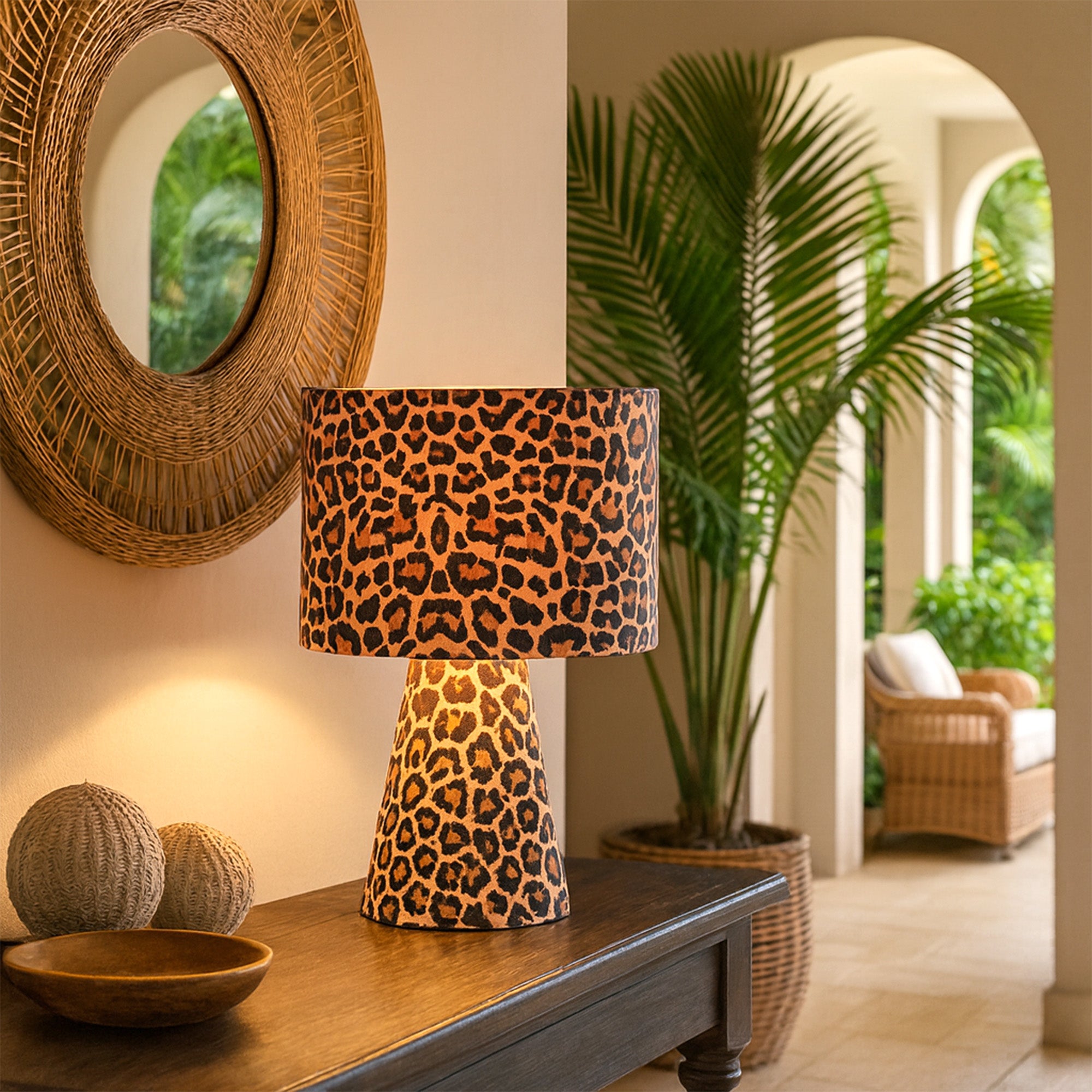 Momo Table Lamp - Leopard