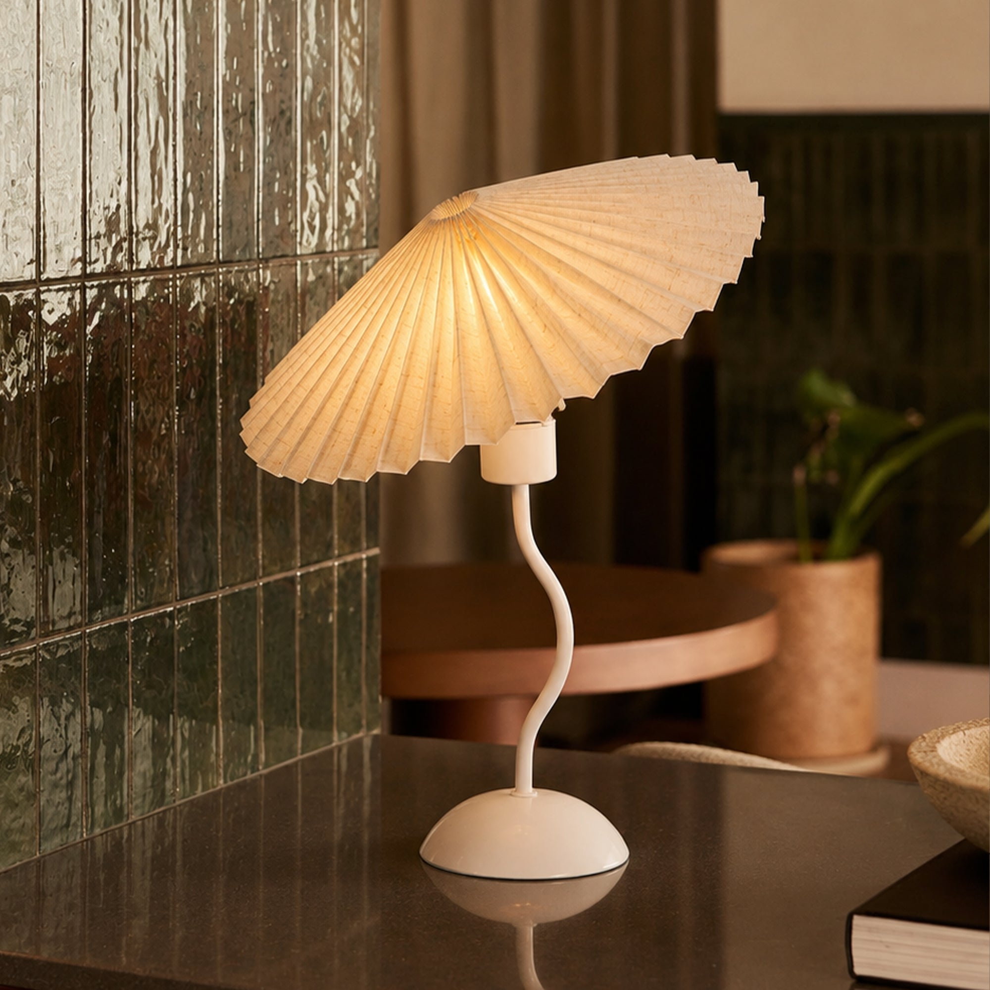 Piairie Table Lamp - White