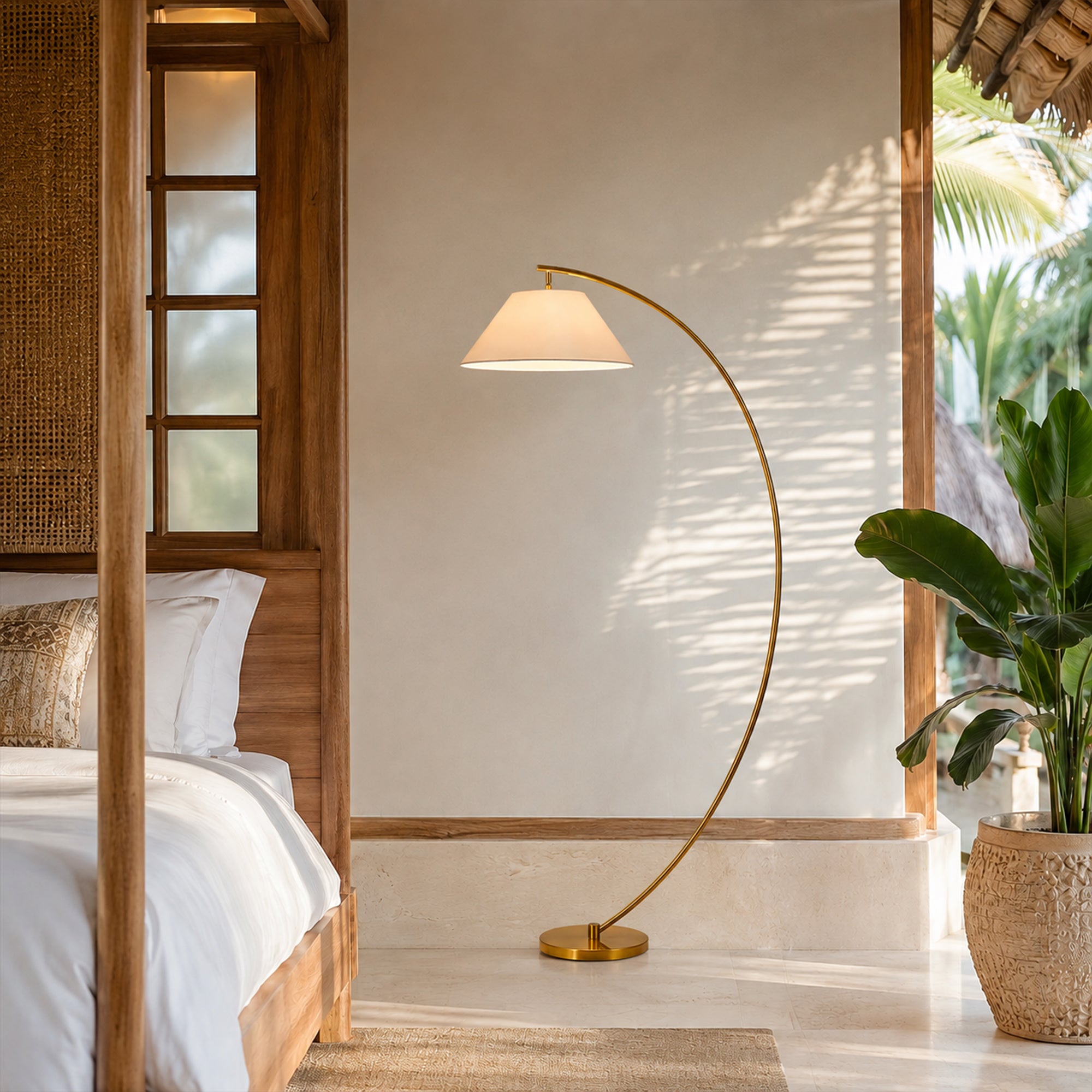Remi Floor Lamp - Brass