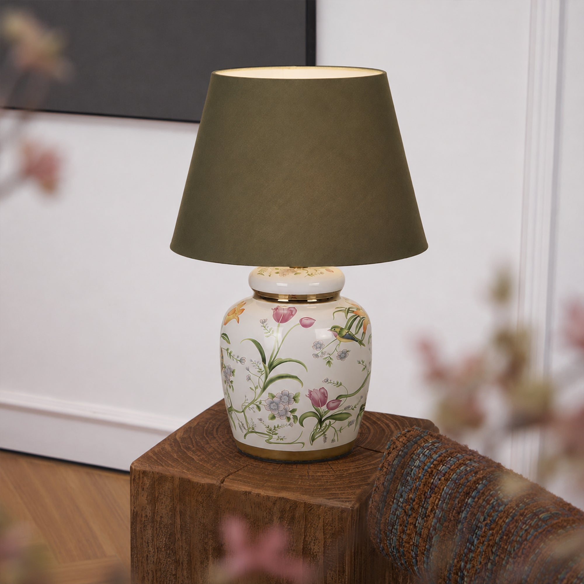 Circe Ceramic Table Lamp