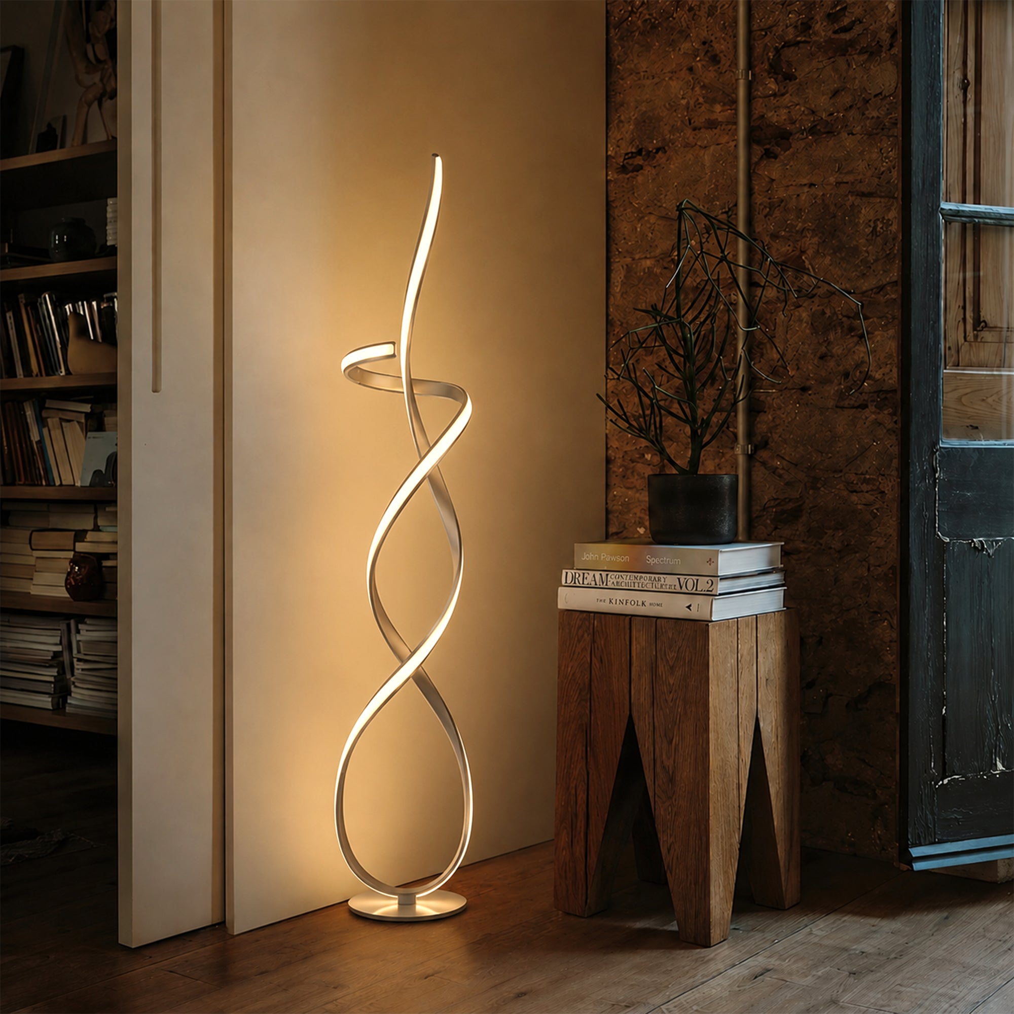 Ainhoa LED Floor Lamp - Satin Chrome