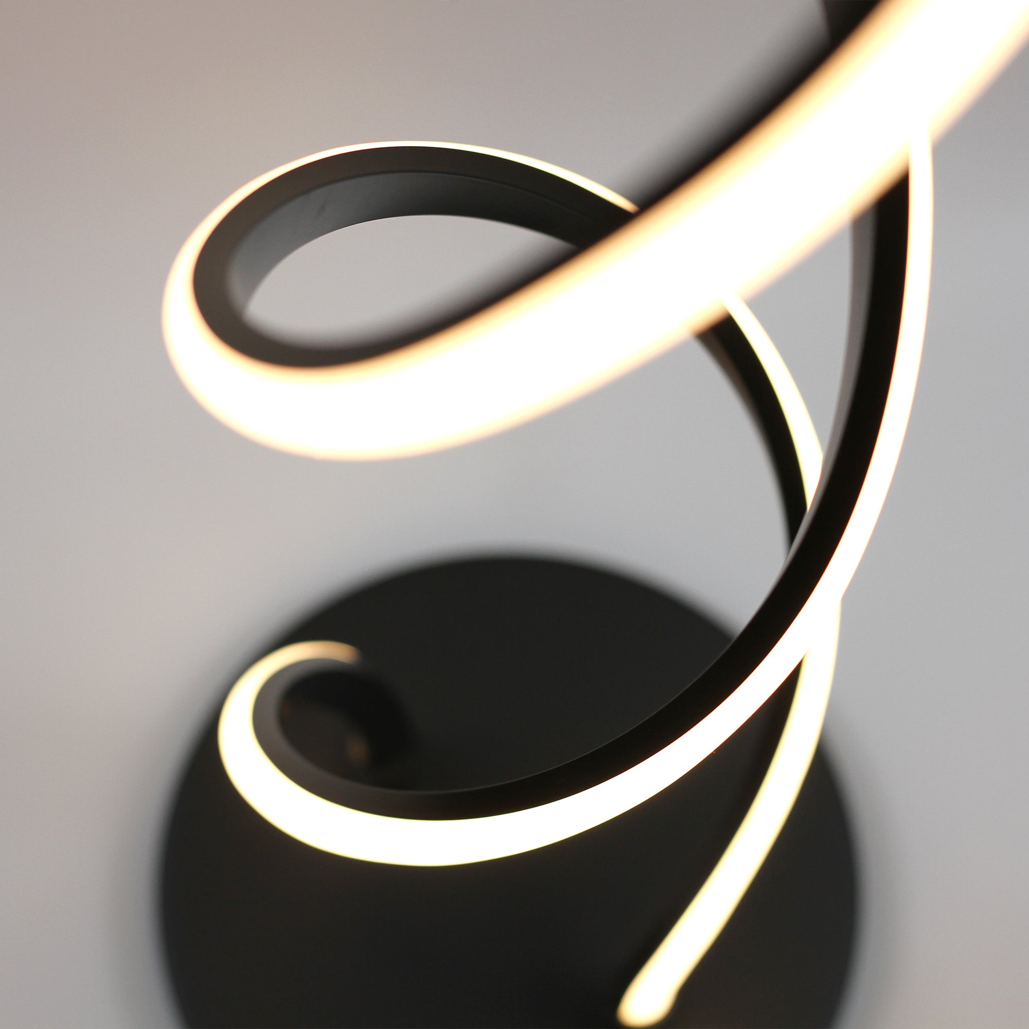 Acropora LED Floor Lamp - Black