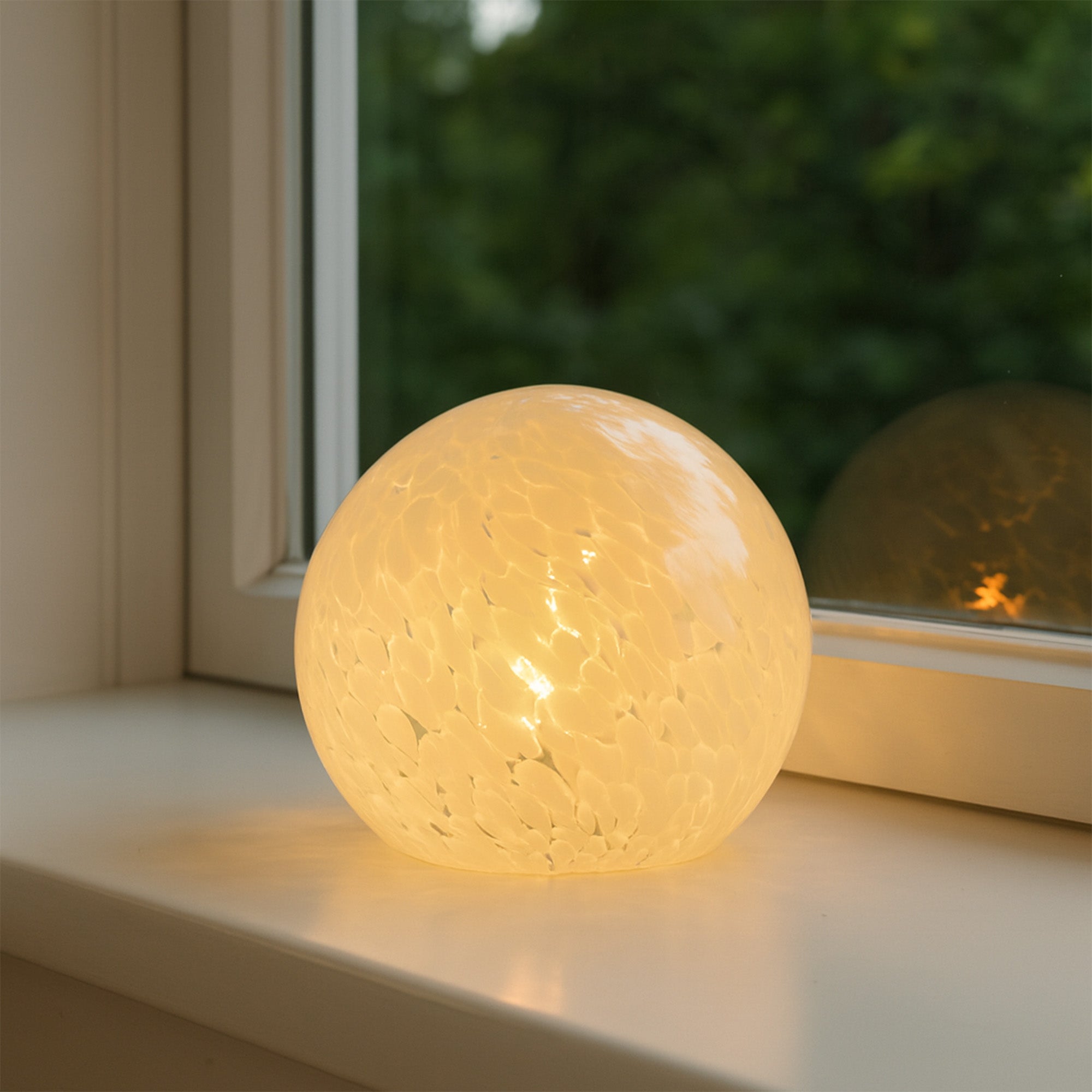 Lyra Glass Ball Lamp - White Speckle